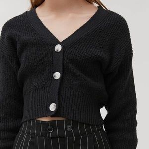 NWOT Button Up Cropped Cardigan